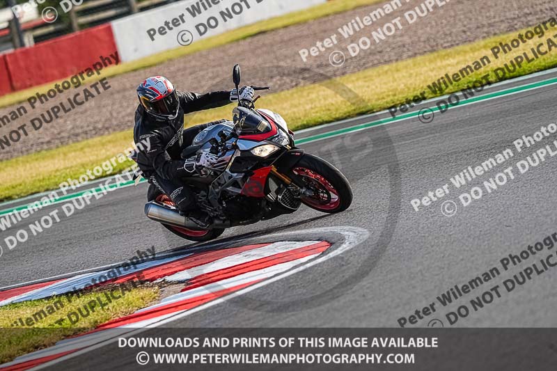 donington no limits trackday;donington park photographs;donington trackday photographs;no limits trackdays;peter wileman photography;trackday digital images;trackday photos